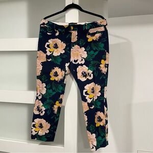 Sloan Floral Women's Fitted Crop pants
